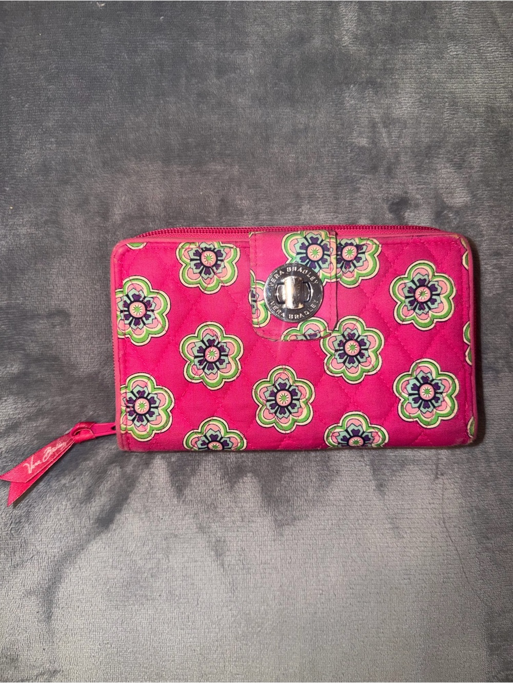 🩷💚 Vera Bradley Floral Zip Wallet